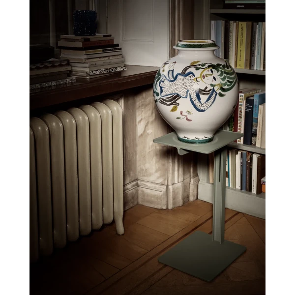 SF museum sidetable green PU 052 kuva