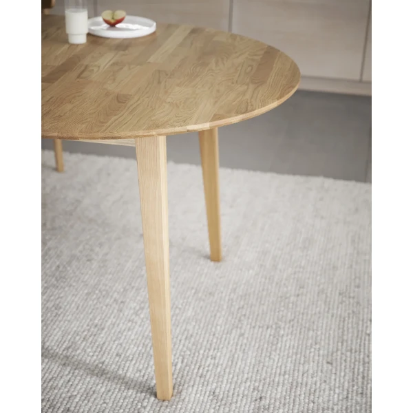 117625 120940 b mb Filippa table wolcott 04 1 kuva