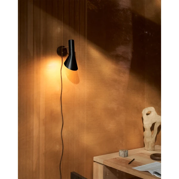 SS25 AJ Black Brass Asnaes Wall Office kuva