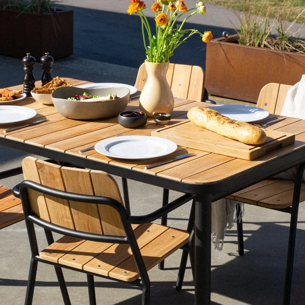 8603225 Kirra Dining Table 150x90 Teak Black 03 12 kuva