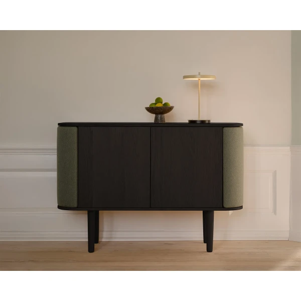 UMAGE lifestyle Treasures 2 door black oak morning meadows Asteria Move monochrome clay 4 kuva