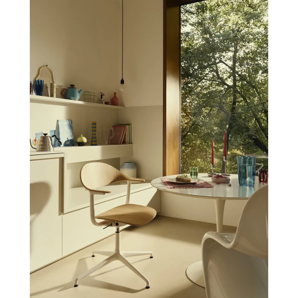 9338744 Mynt Plywood Panton Chair Classic Kitchen master kuva