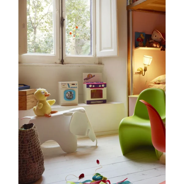 92467 Panton Junior Elephant v fullbleed 1440x kuva