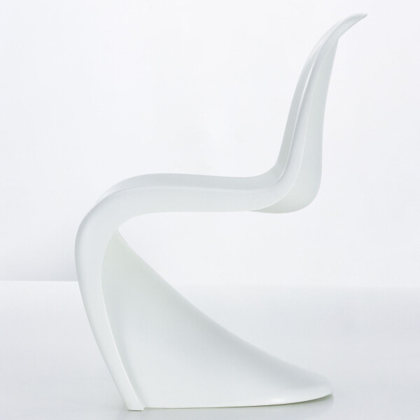 77004 Panton Junior white v fullbleed 1440x image