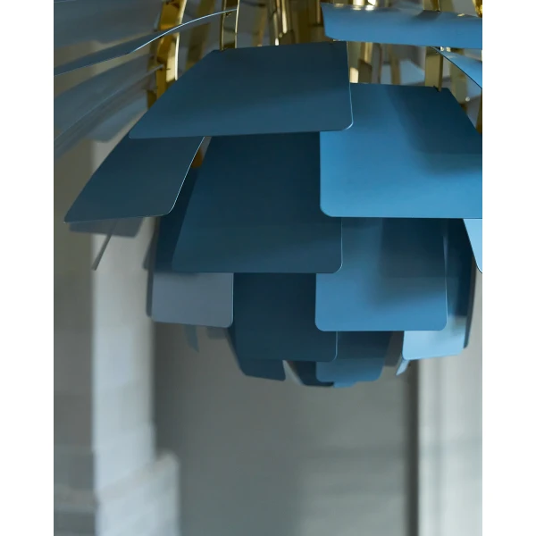 PH Artichoke Pendant Fredericia Dusty Blue Brass Close Up OFF 0258 kuva