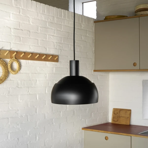 FJ Elements Fredericia Kitchen Black Pendant ON 1053 kuva