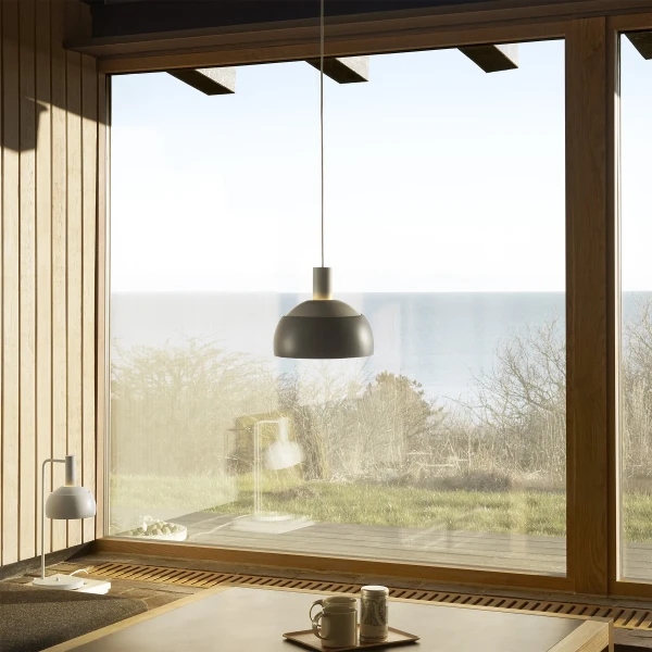 FJ Elements Fredericia Living Room White Table Grey Pendant ON 1496 kuva