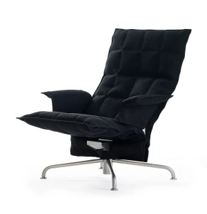 Jalkaväri: Matta kromattu, Lisätarvike | K-tyyny: Kyllä, samalla kankaalla ja värillä, Kangastyypi ja väri: SAND 25699 | Black kuva