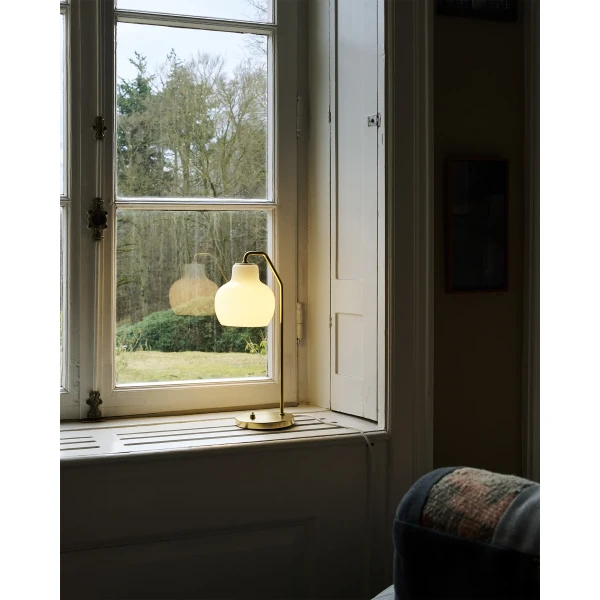 VL Ring Crown Fredericia Living Room Table ON 0086 kuva