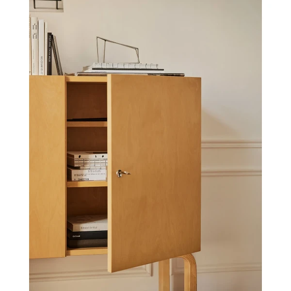 Artek Gems from the Archive In situ Cabinet 250 master kuva