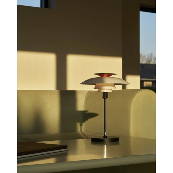 AW25 PH 80 Portable Odense Chrome Living Room2 ON kuva