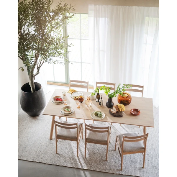 128160 123506 b mb Clapperton dining table Kerwin chair beige ww 04 kuva