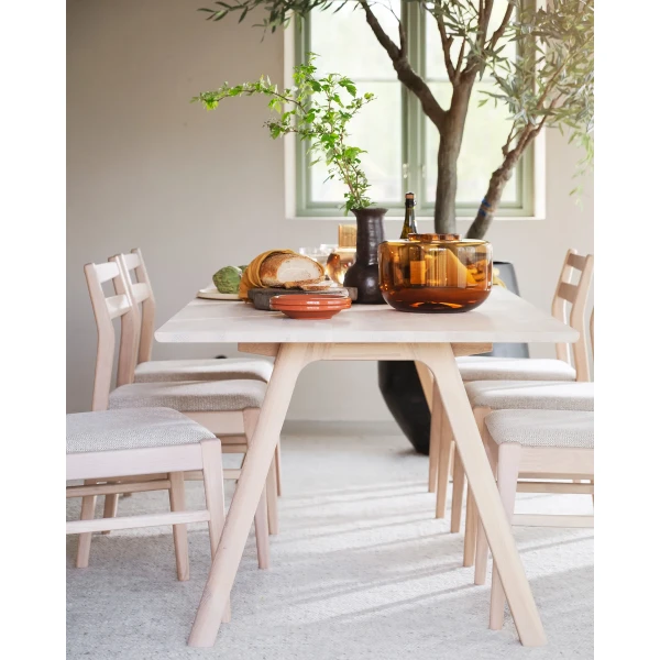 128160 b mb Clapperton dining table ww 01 kuva