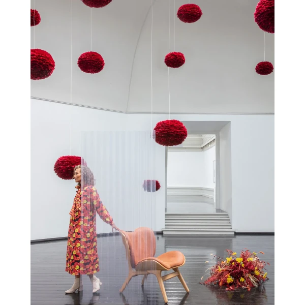 UMAGE lifestyle Eos red A Conversation Piece dunes rust 1 kuva