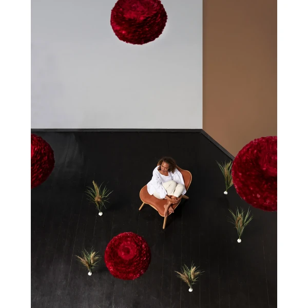 UMAGE lifestyle Eos red medium large A Conversation Piece oak leather kuva