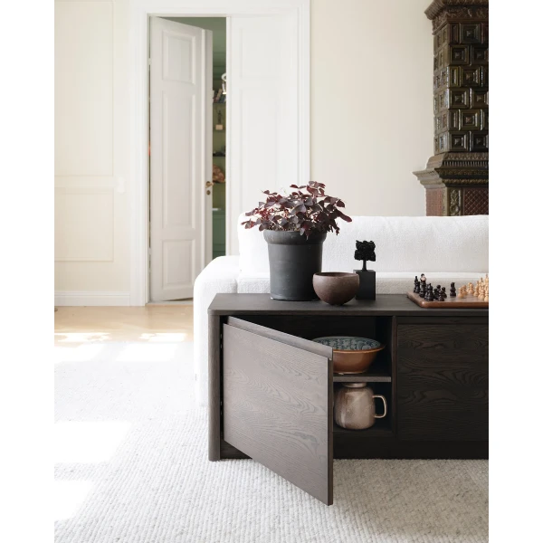 148120 b mb Melstone sideboard brown 02 image