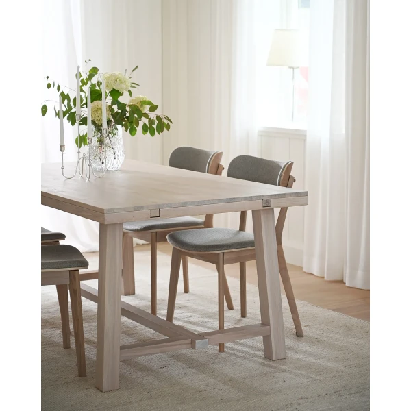 108536 113043 b mb Brooklyn table whitewash Kato chair light grey beige whitewash image