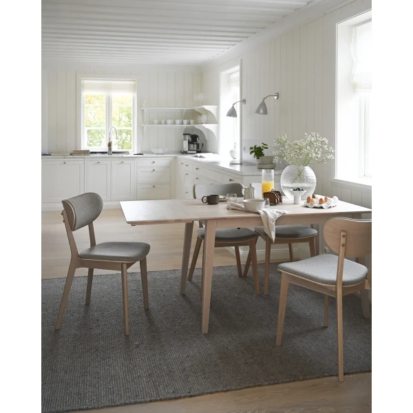 113733 113043 b mb Filippa table whitewash Kato chair lightgrey beige whitewash 2 image