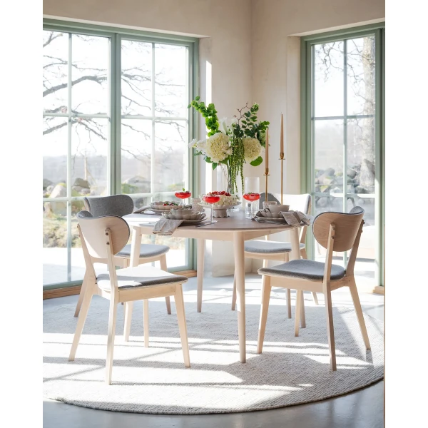 119954 113043 b mb Tyler dining table ww Kato chair ww grey beige 01 image