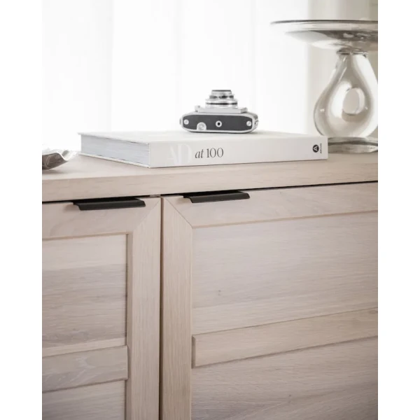 118768 b mb everett sideboard whitewash 3 image