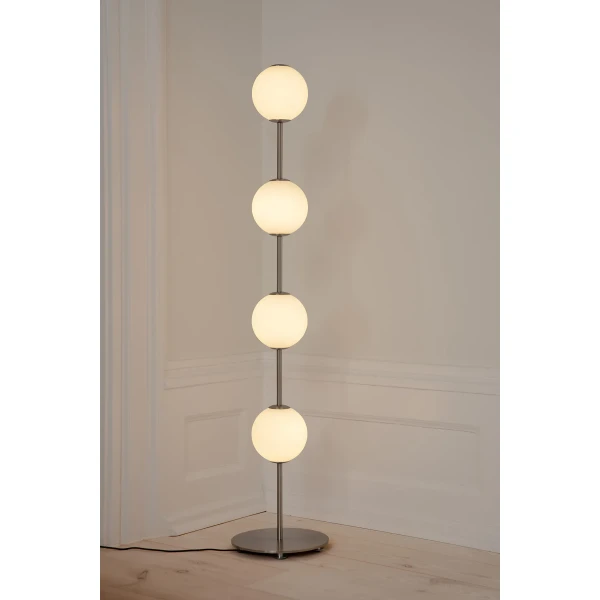 UMAGE lifestyle Audrey floor lamp steel 5 kuva