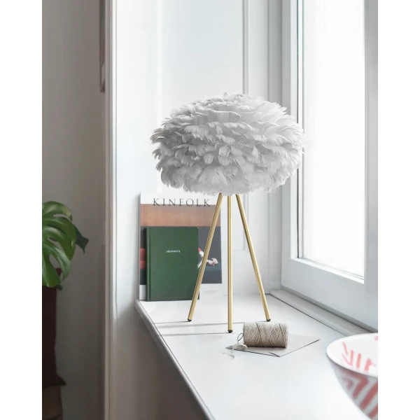 UMAGE lifestyle Eos mini light grey Tripod table brushed brass kuva