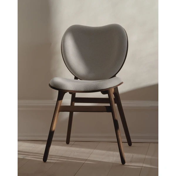 UMAGE lifestyle A Conversation Piece dining chair dark oak sterling 10 kuva