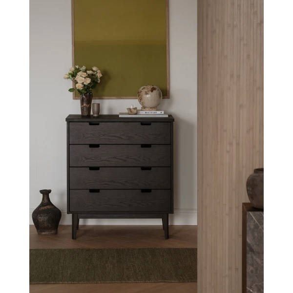 128385 123262 b mb Garrison chest brown Moorfields carpet green kuva