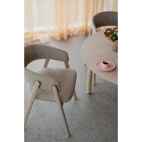 120165 b mb Barnaby chair dark beige ww 01 kuva