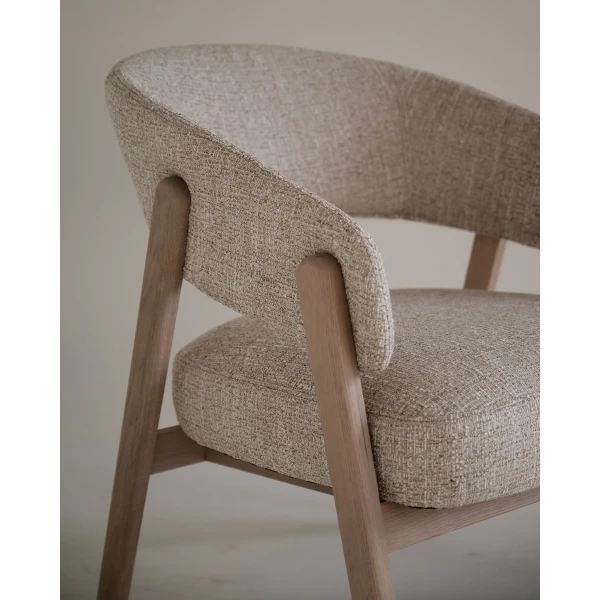 120168 b mb Barnaby lounge chair beige ww03 kuva