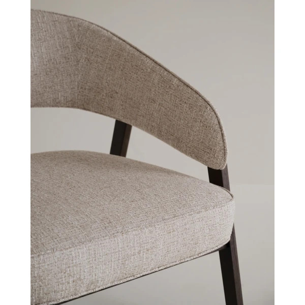 120167 b mb Barnaby loungechair brown02 kuva