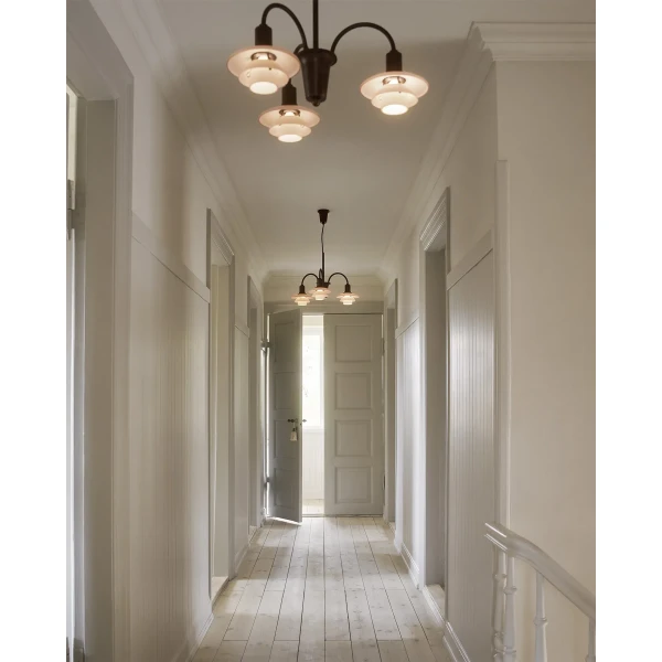 SS26 PH Centenary interior Chandelier 3 indoor ON kuva