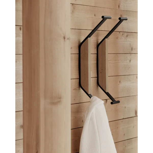 Kaari Wall Hook oak and black master kuva