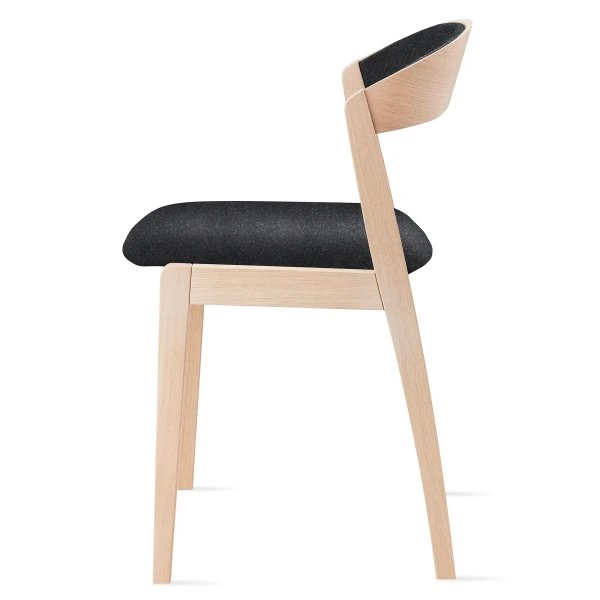 826EMH A Touche 3 kuva