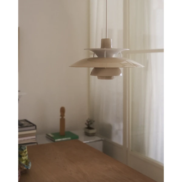 AW26 PH 5 320 Opal Pendant Beige Interior OFF 1838 kuva