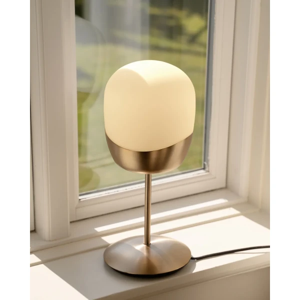 UMAGE lifestyle Spring table lamp brass 2 kuva