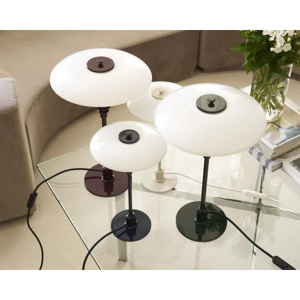 PH 3 2 Table Deep Green Burgundy PH 2 1 Table Deep Blue Beige kuva