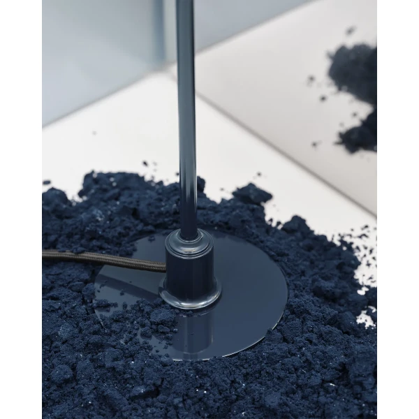 AW26 PH 2 1 Table Blue Marketing Close Up On 04 kuva