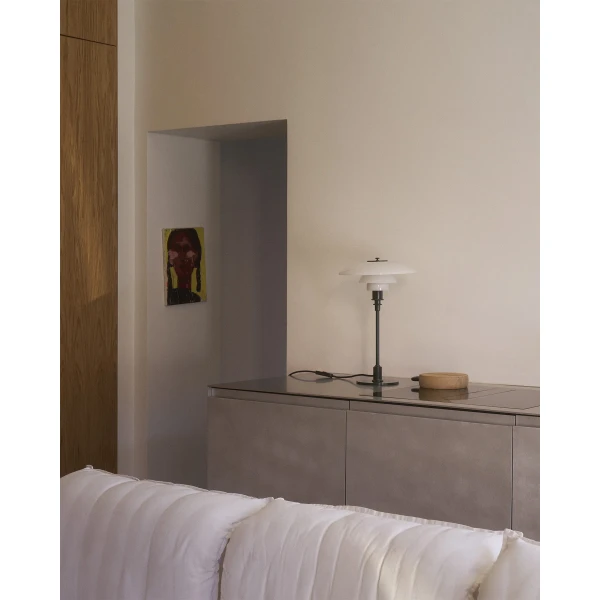 AW26 PH 2 1 Table Green Interior OFF 1524 kuva