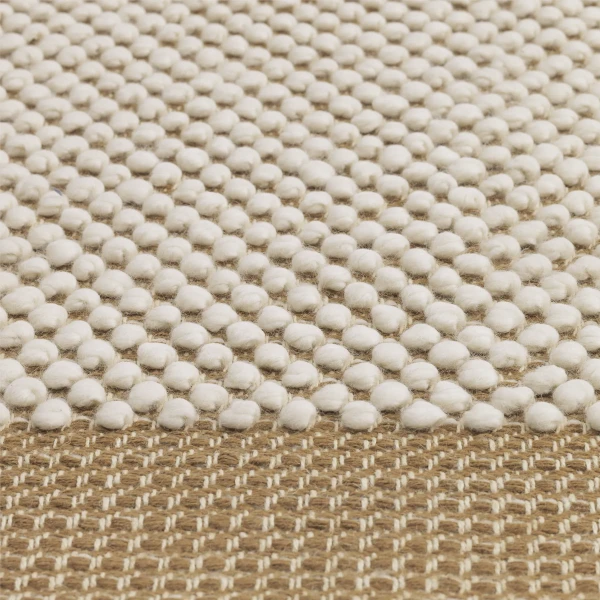 Muuto Pebble rug burnt orange detail kuva
