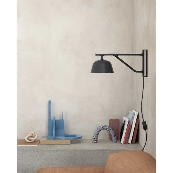 Ambit wall lamp black compile bookend Muuto kuva