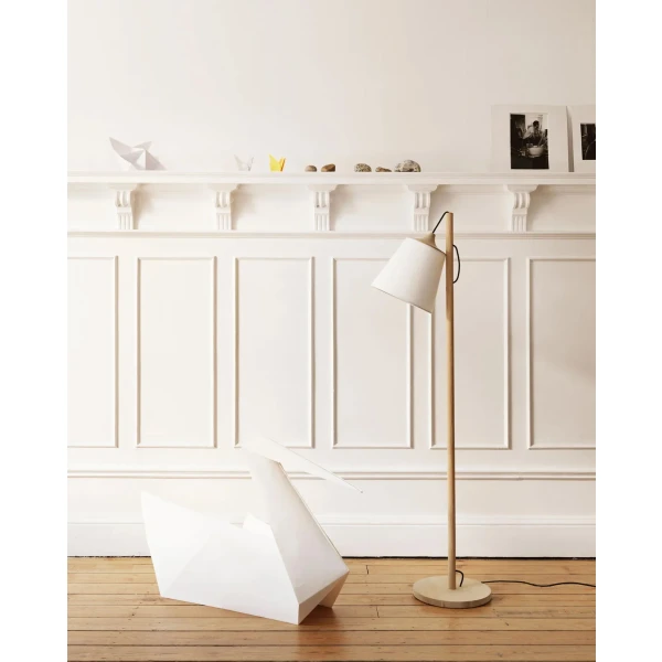 Muuto Pull floor lamp kuva