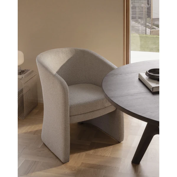 270070 270230 b mb Jessup armchair beige Stockbridge dining table brown 01 kuva