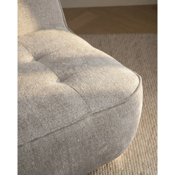 261001 b mb Farson lounge chair light beige 04 kuva