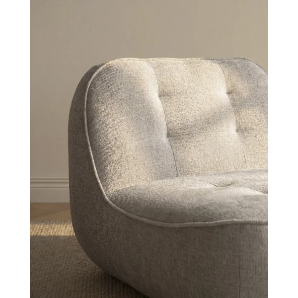 261001 b mb Farson lounge chair light beige 05 kuva