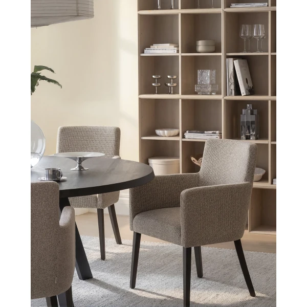 270092 b mb Hudson armchair medium beige brown 01 kuva