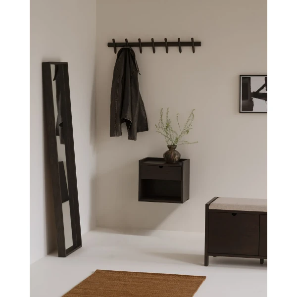 134202 134207 134212 134222 123261 b mb Hillmond mirror Hook rail Bedside table Bench Moorfileds carpet saffron 01 kuva