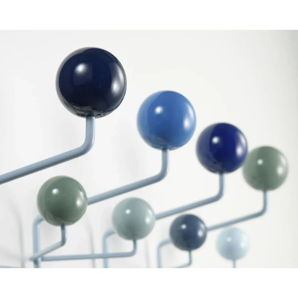 9363322 Hang it all cool Detail v fullbleed 1440x image