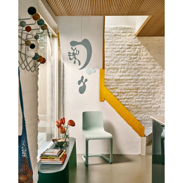 9543873 HSFW25 EVO C Eames Plywood Mobile Hang it all 1 master image