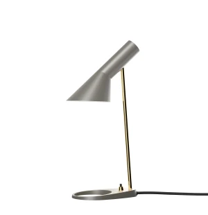 Louis Poulsen AJ MINI pöytävalaisin, warm grey/brass kuva